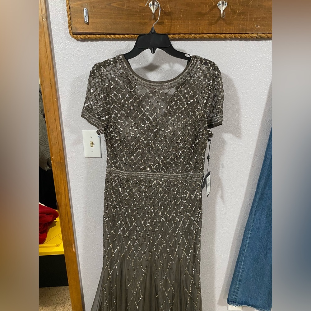 Adrianna‎ Papell Beaded Gown - Picture 5 of 11